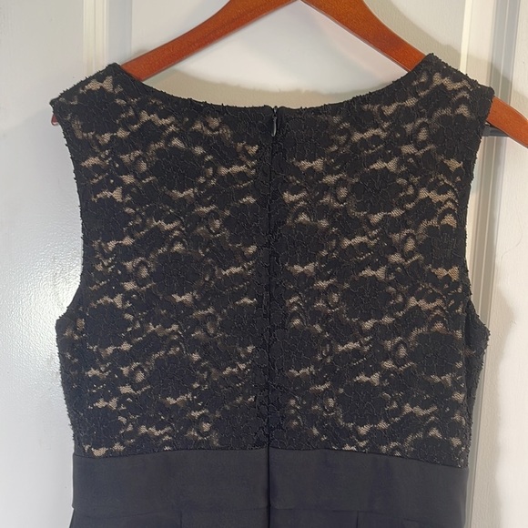 Connected women’s black sleeveless dress - Picture 6 of 10